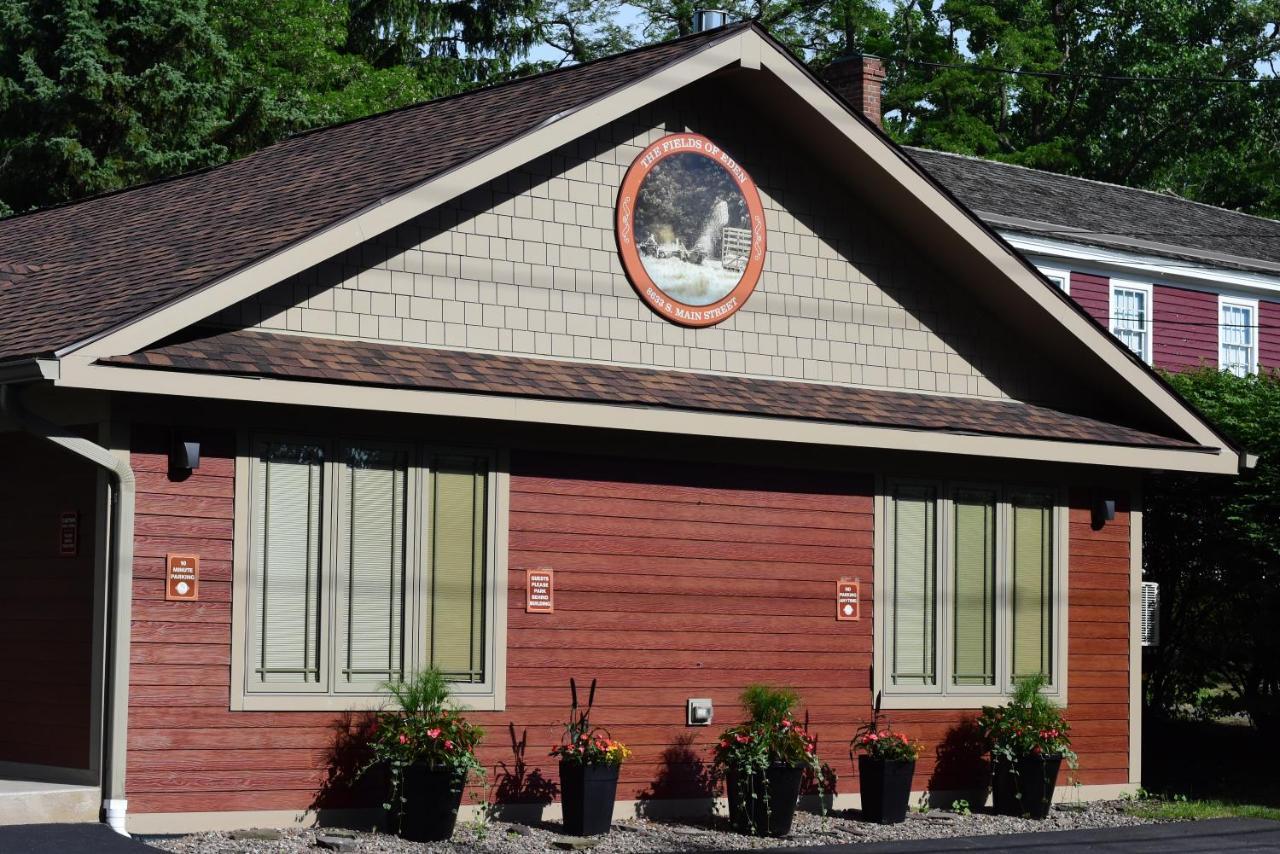 The Fields Of Eden Inn Exterior foto